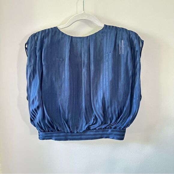 Alice + Olivia Two Piece Set - Picture 4 of 10